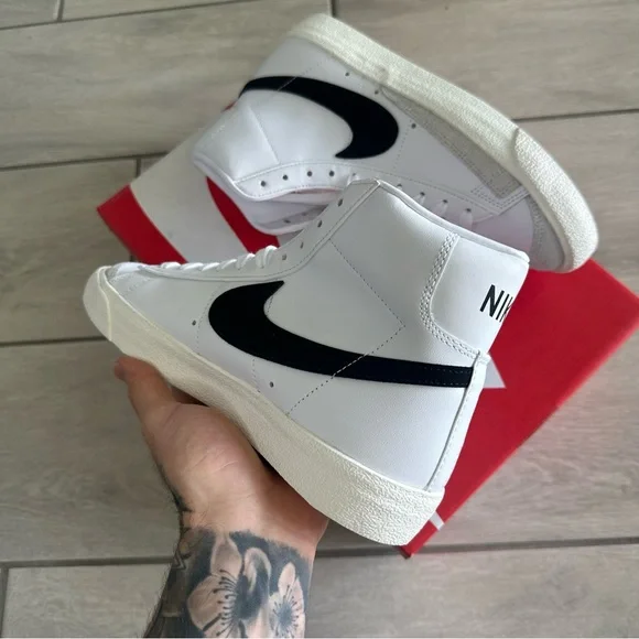 NIKE BLAZER MID WHITE BLACK - Picture 3 of 3